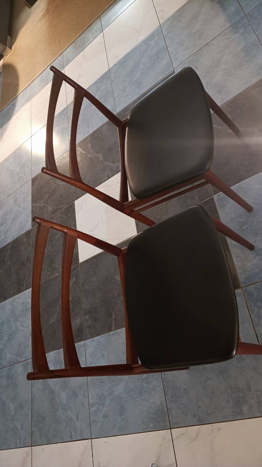 Ensemble de 4 chaises vintage en palissandre des années 60