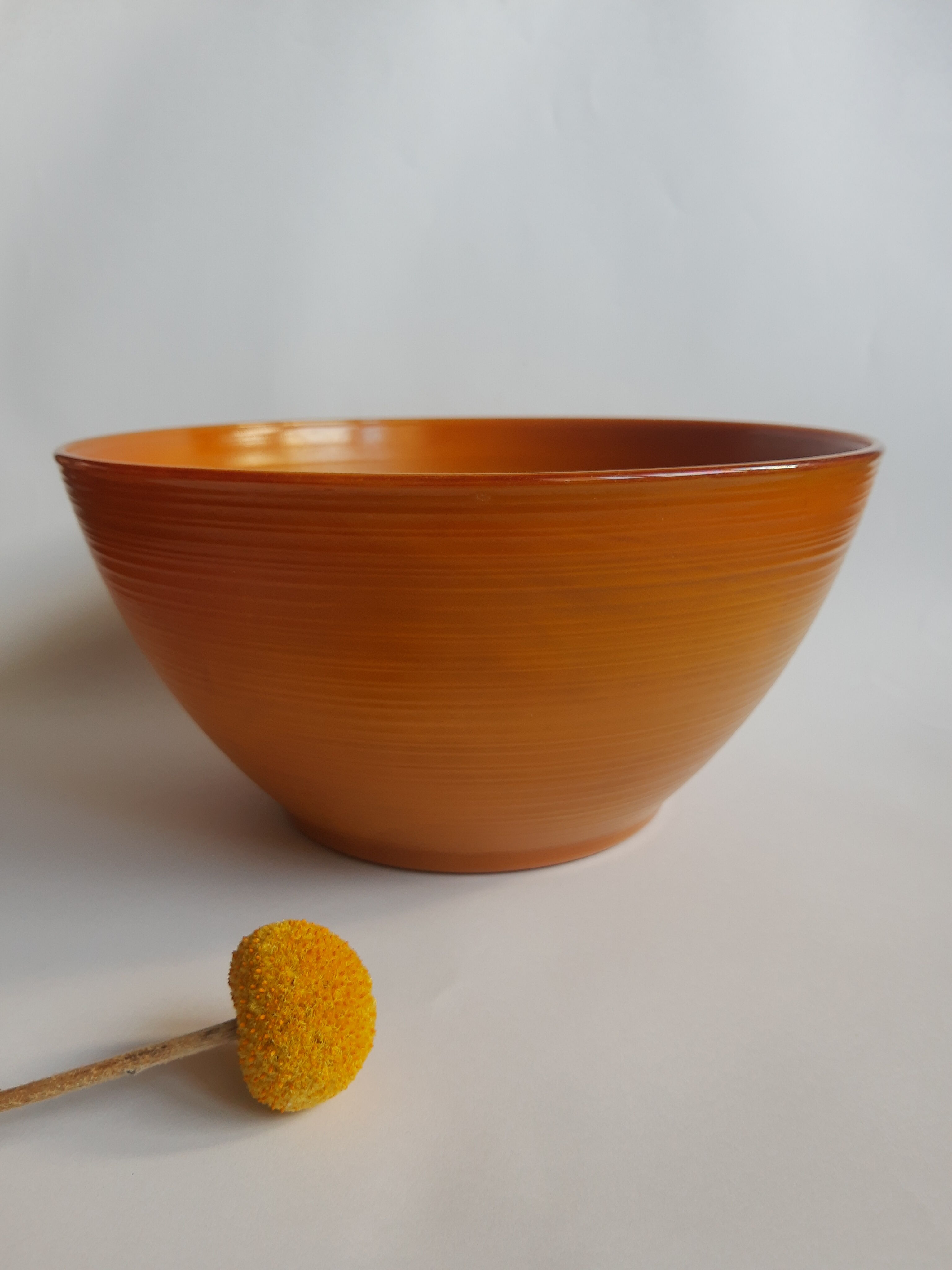 Brown salad bowl Arcopal vintage volcano model