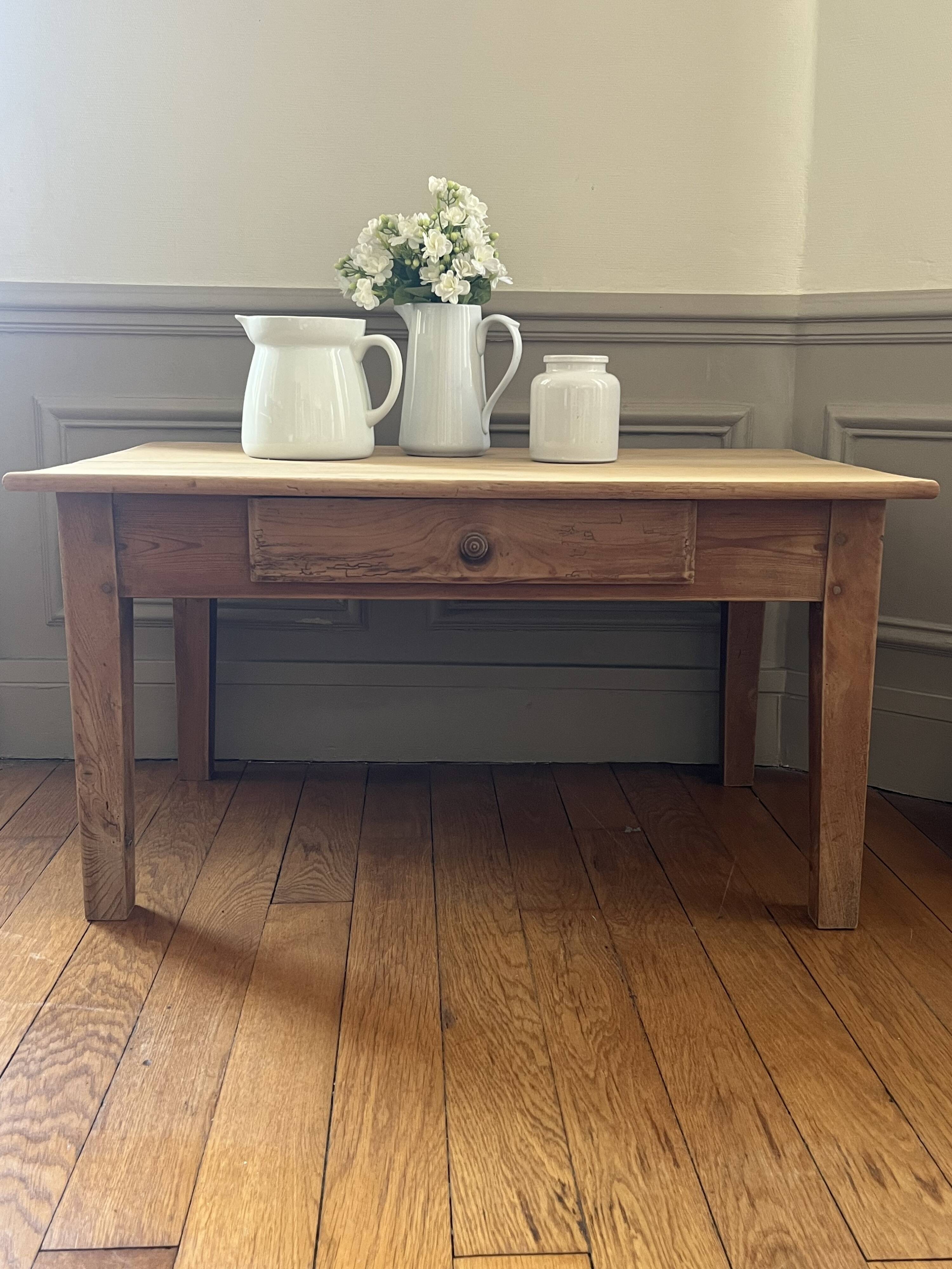 Table basse de ferme