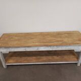 Work table with 2 shelves
