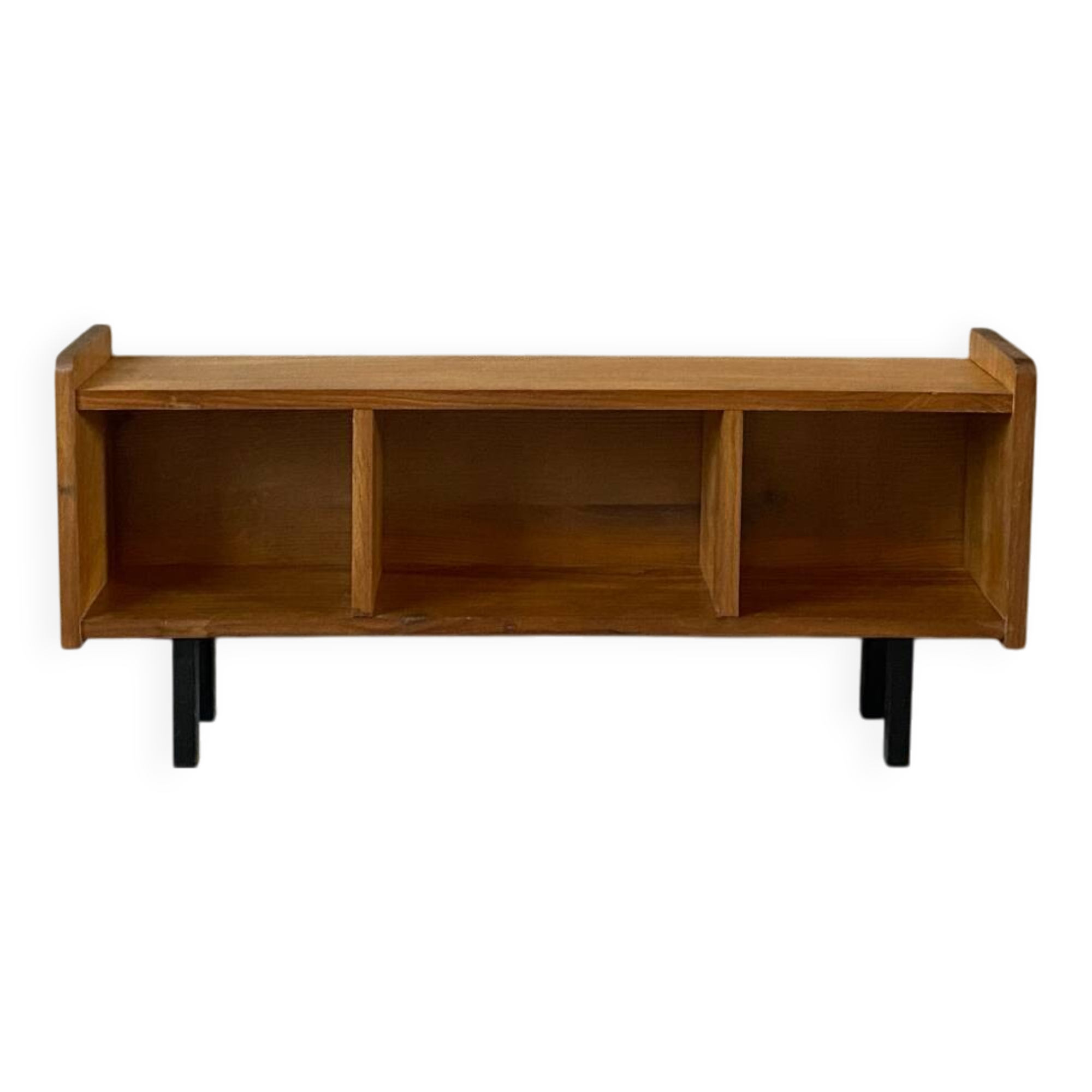 Small vintage sideboard (shallow)