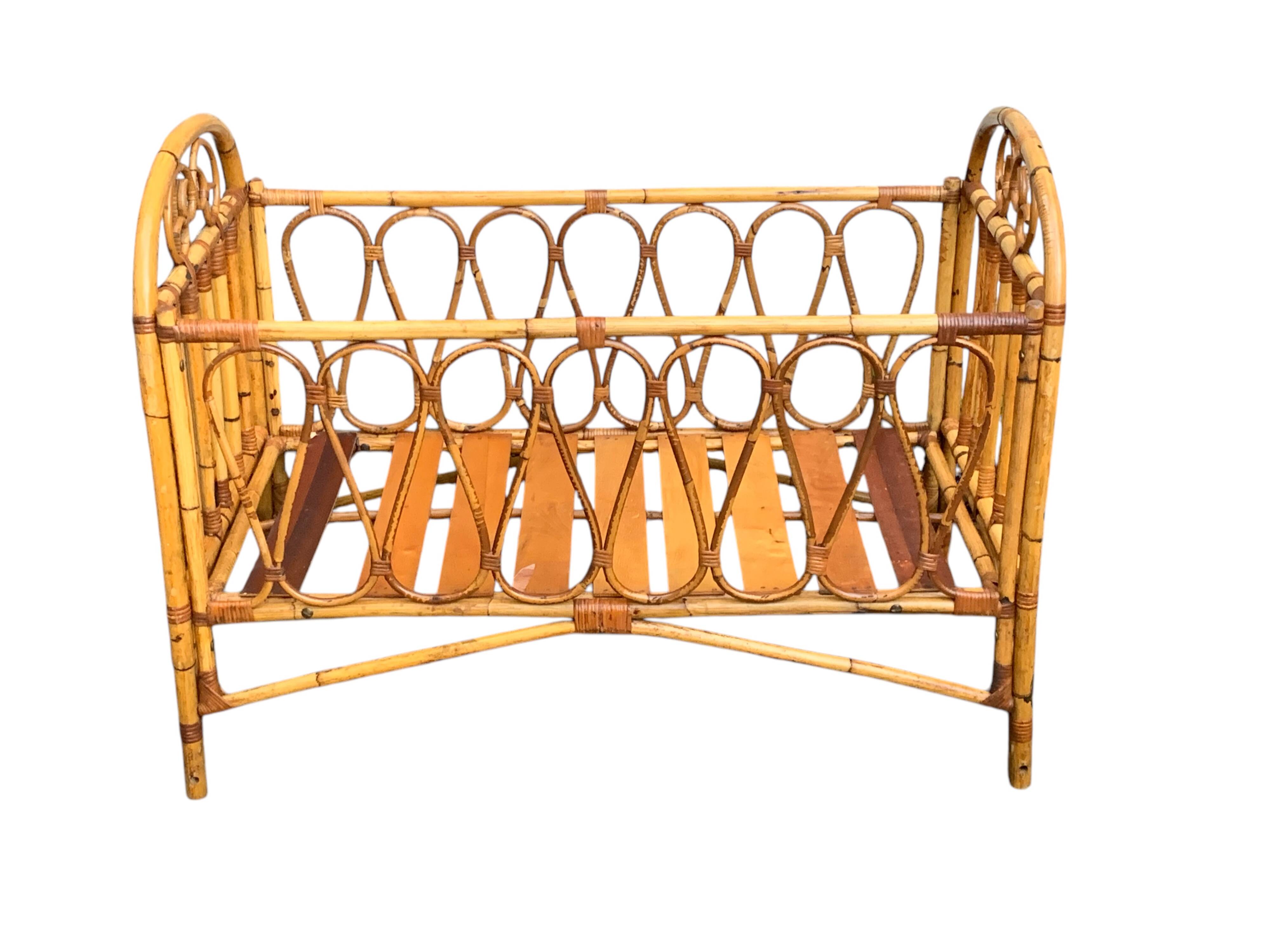 Vintage rattan baby bed 1960