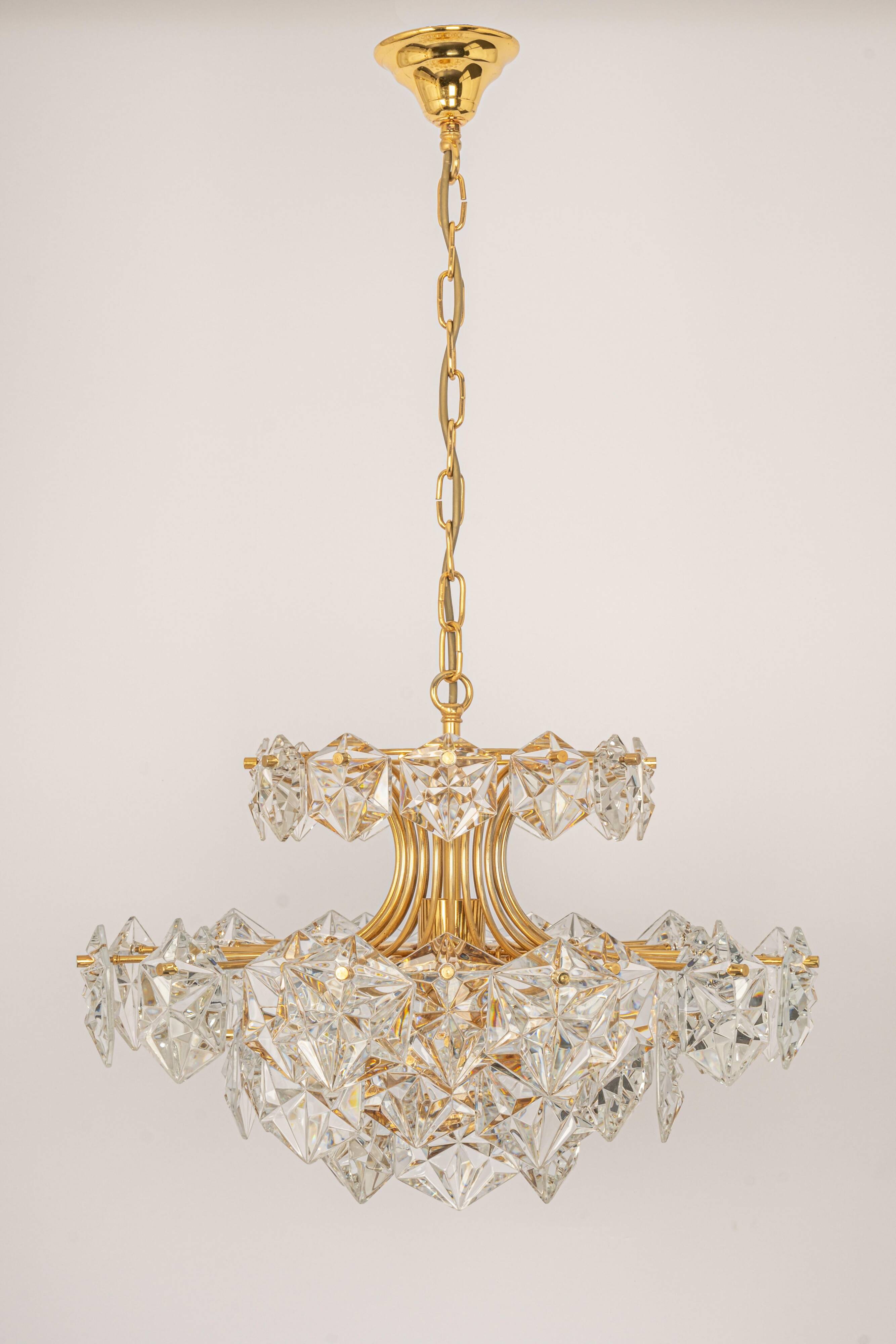 Lustre, laiton et cristal par Kinkeldey, Allemagne, années 1970