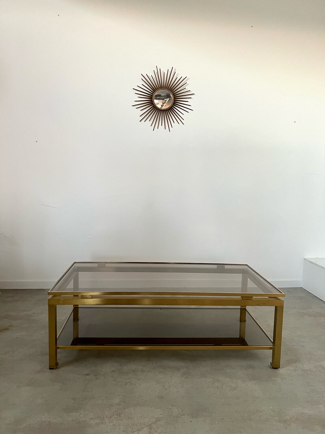 Table basse en laiton et verre fumé design Guy Lefèvre pour la maison Jansen Année 70/80 vintage