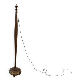 Art Deco tapered floor lamp in solid oak, 1930s-40s