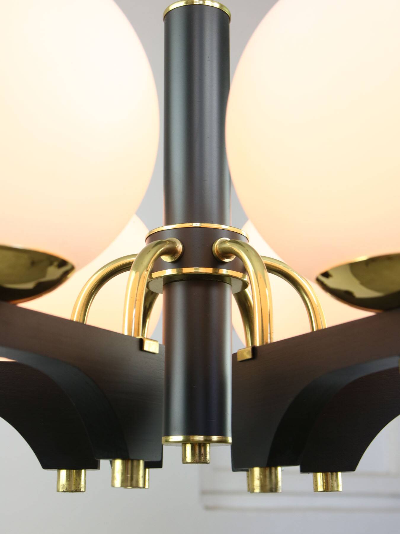 Mid-Century Modern Italian Brass and Opaline Chandelier