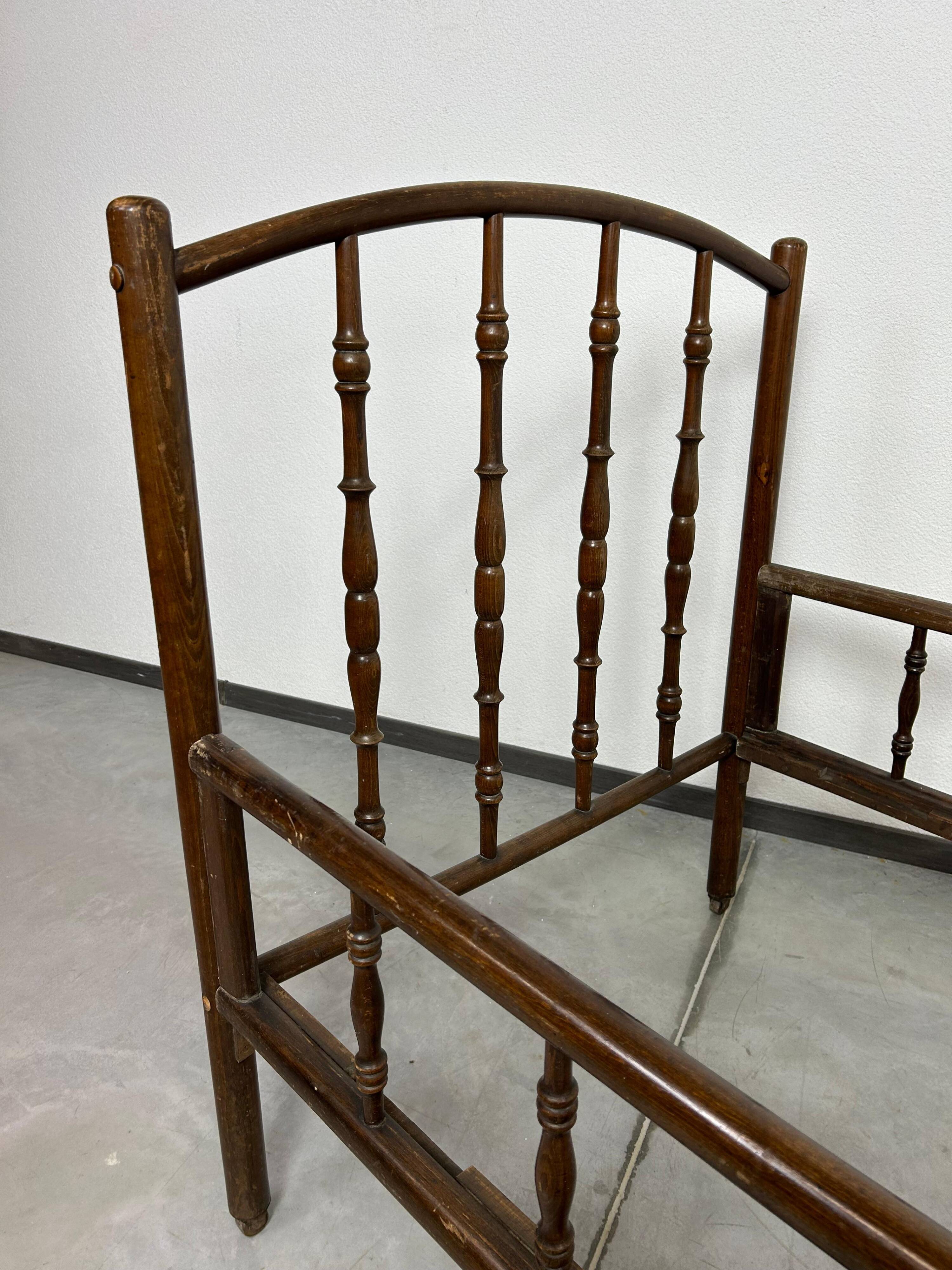 Bentwood chair no.25 by Fischel