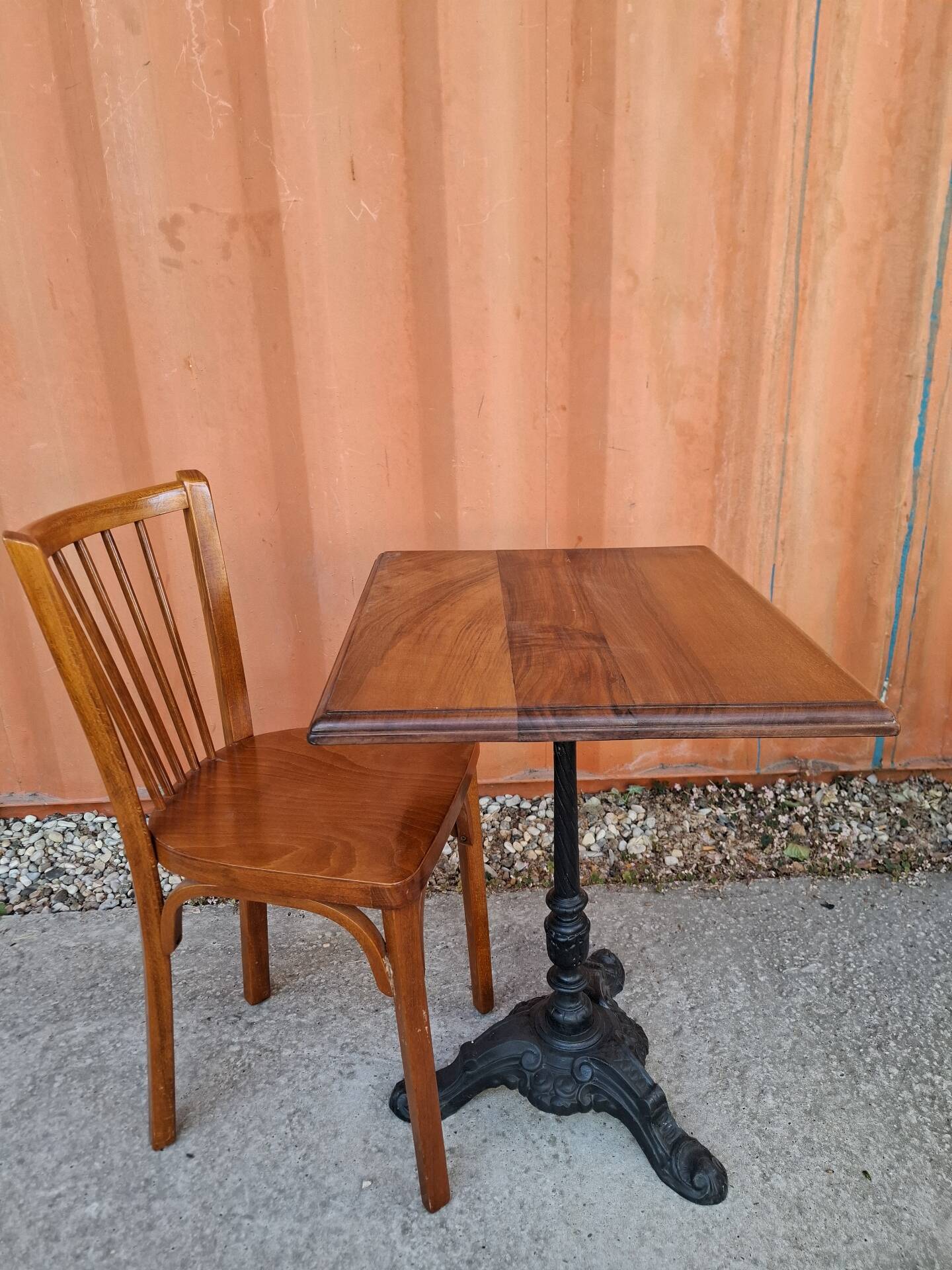Bistro table