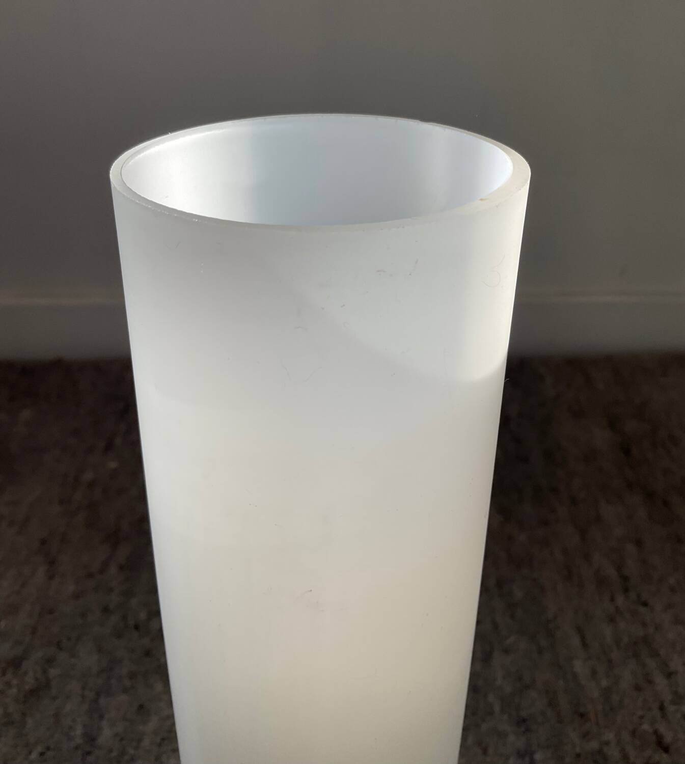 Maison Lunel wall light from the 60s in opaline and brass