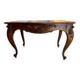 Writing table