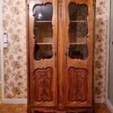 Small Provençal library