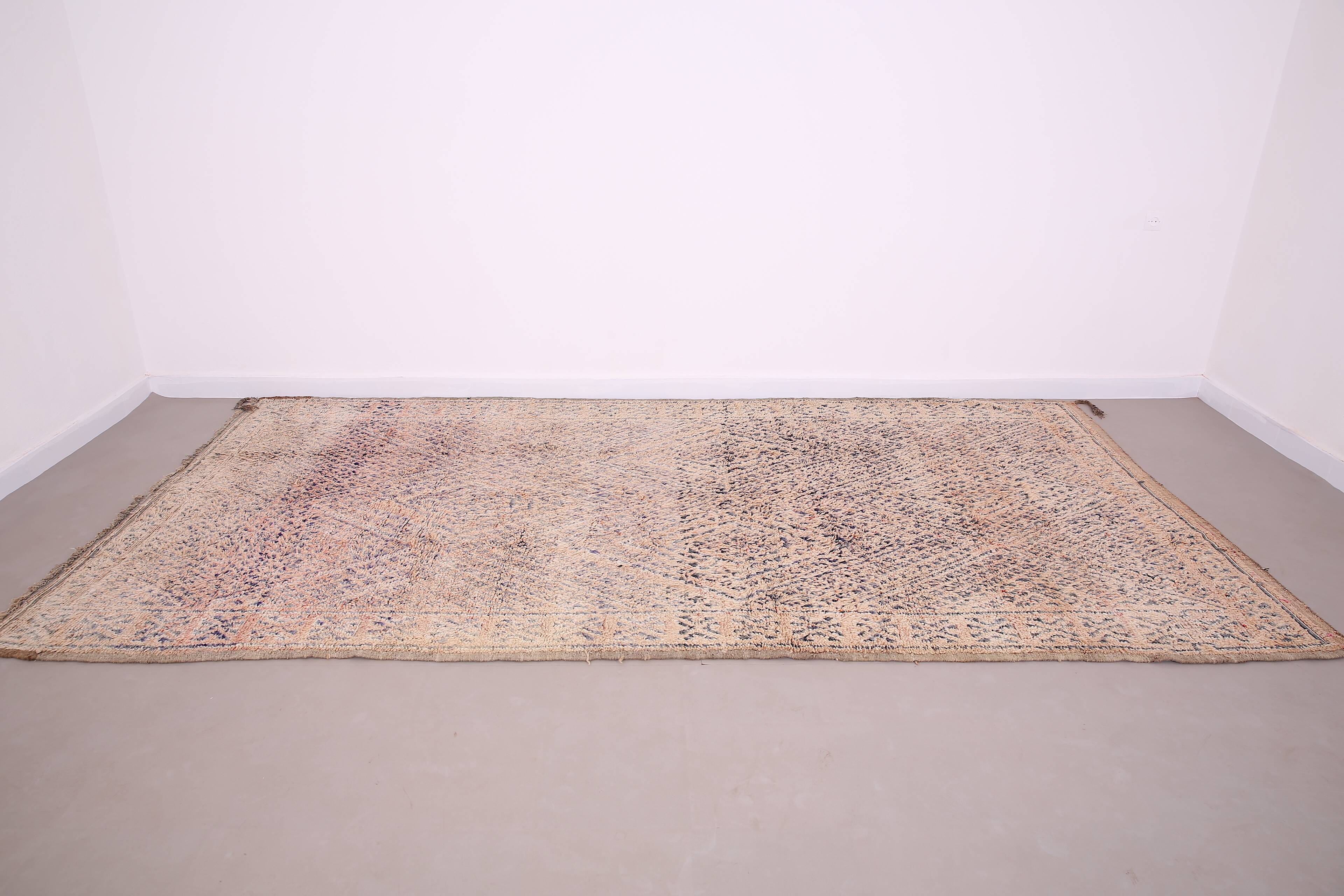 Vintage Beni Mguild Rug 196 CM X 383 CM - tapis marocain berbere - moroccan rug