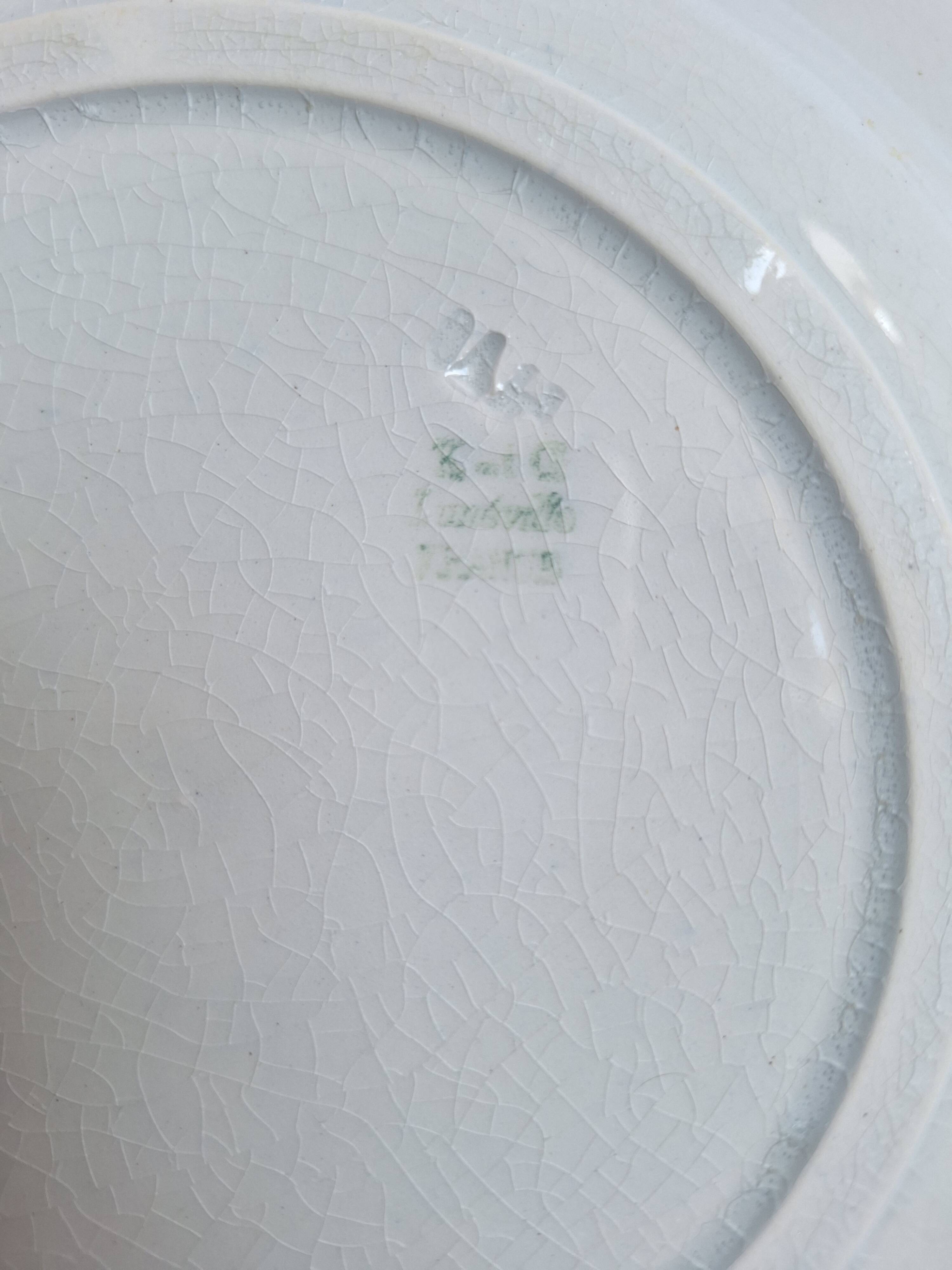Shallow round plate K&G Luneville