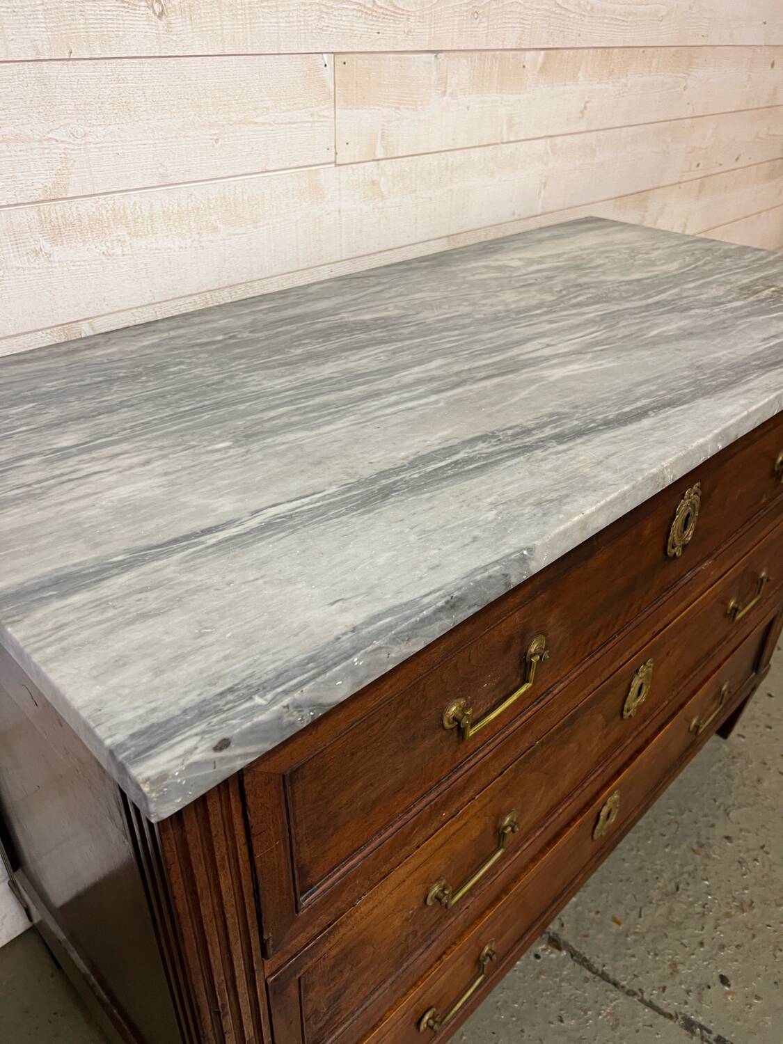 Louis XVI chest of drawers in grey marble