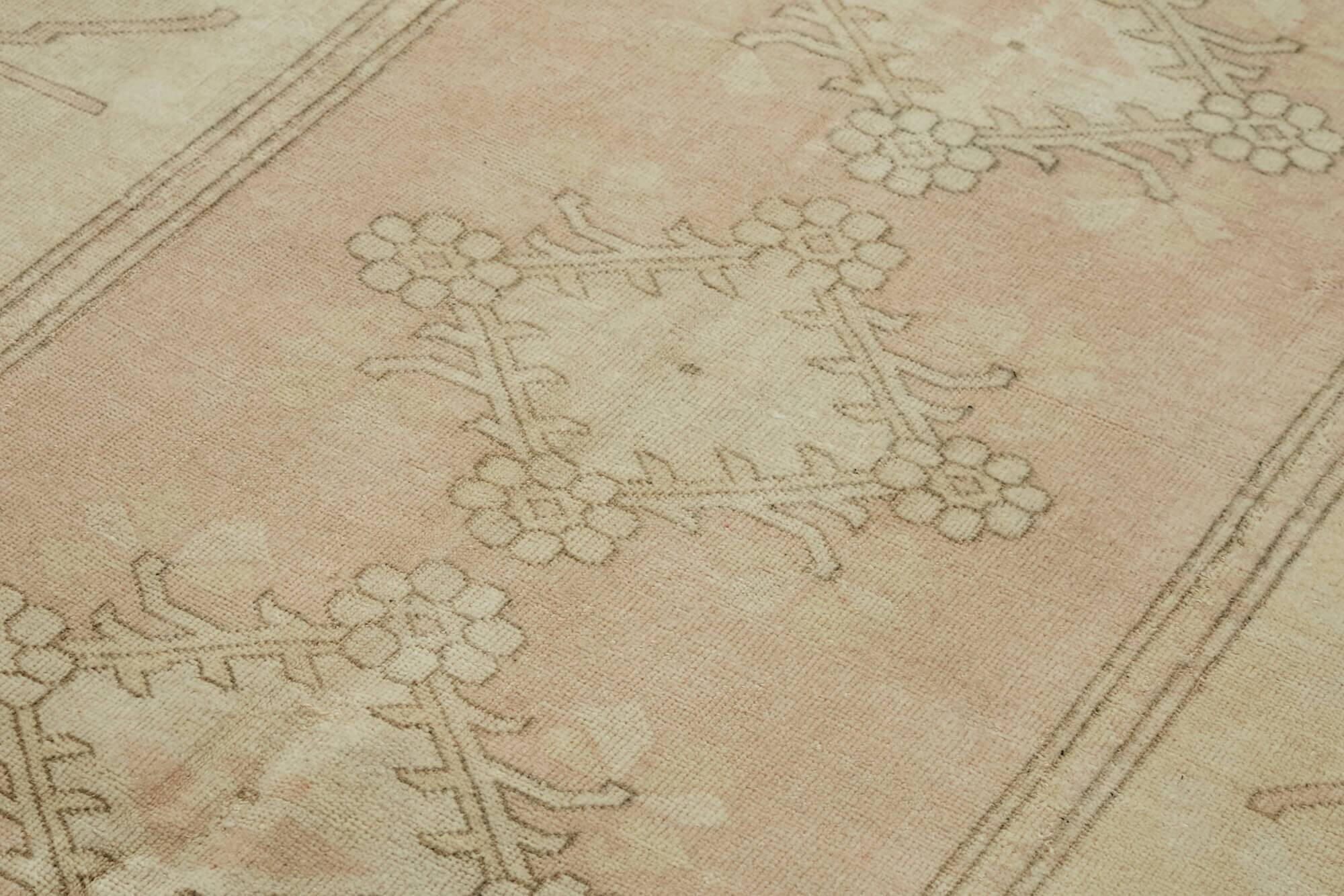 Turkish Vintage Anatolian Rug 196 cm x 316 cm