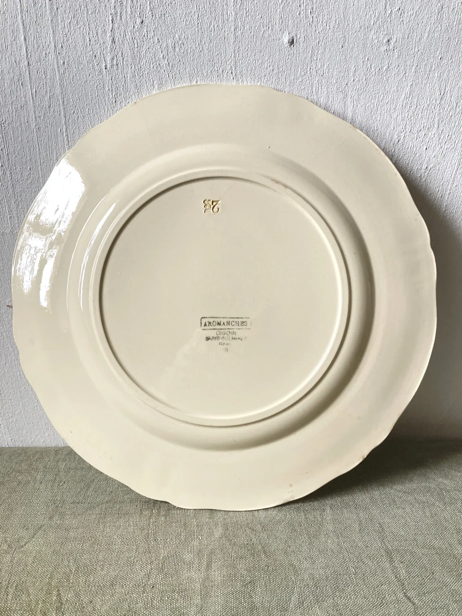 Set of three serving dishes Digoin Sarreguemines, Arromanches, around 1950