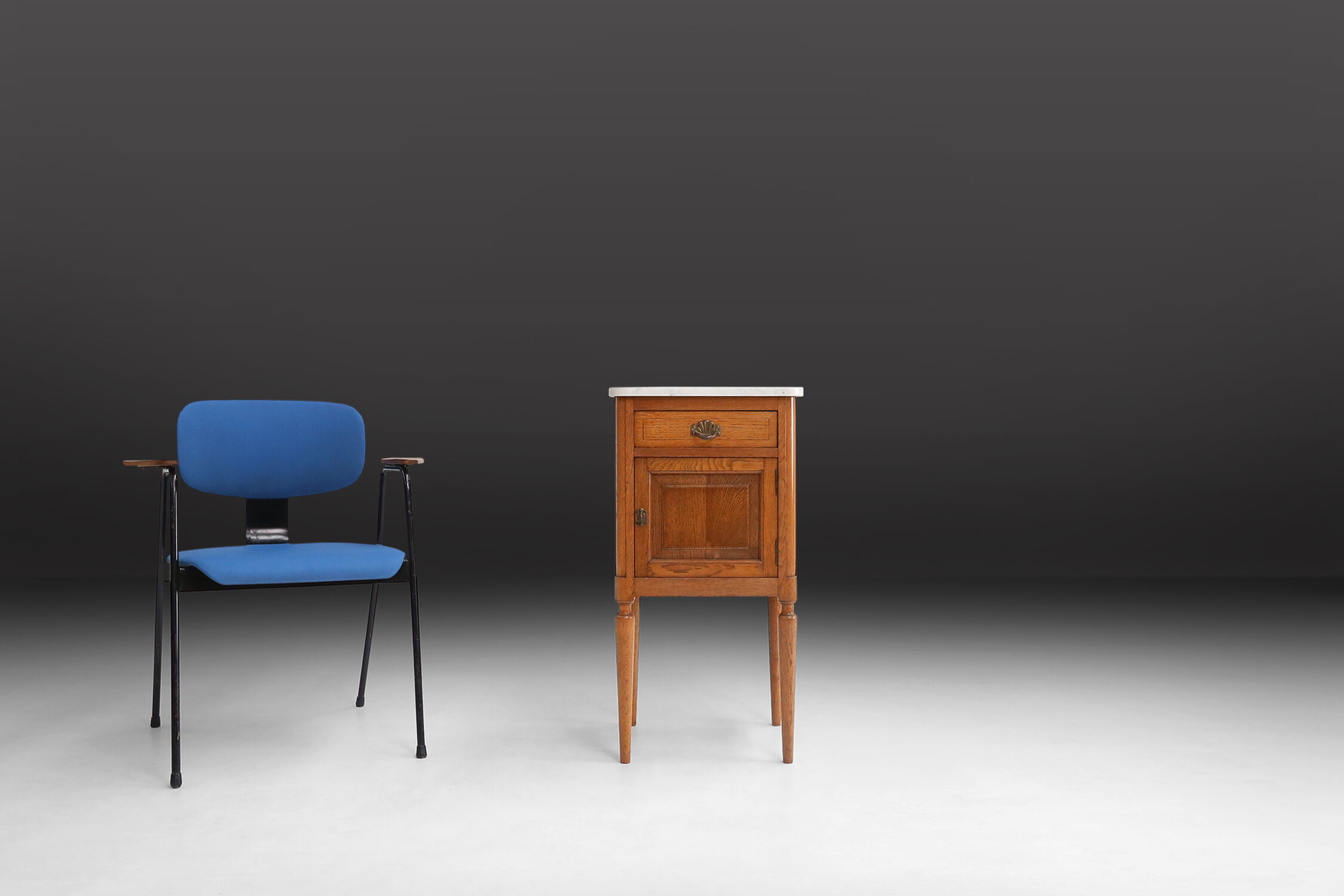 Mid-century nightstand Ca.1950