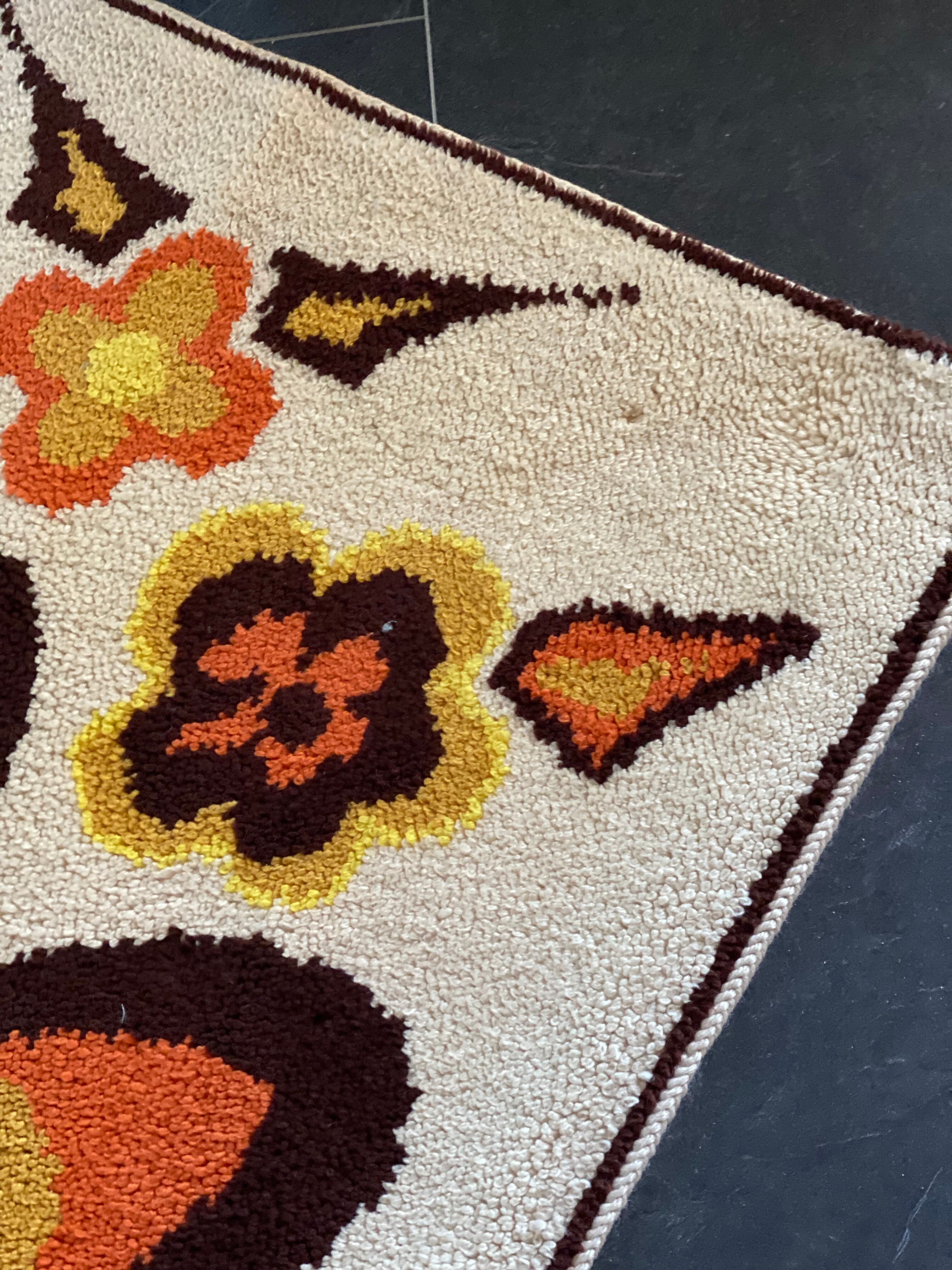 Vintage Floral Latch Hook Rug
