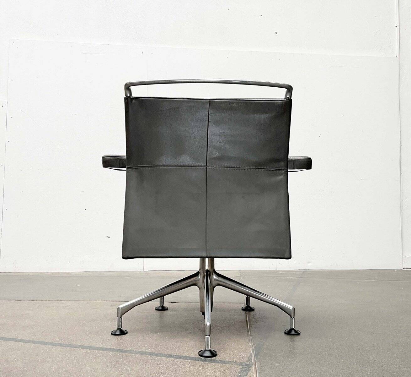 Postmodern swivel chairs model AC2 in leather by Antonio Cittero for Vitra, 1990s, set of 4.
