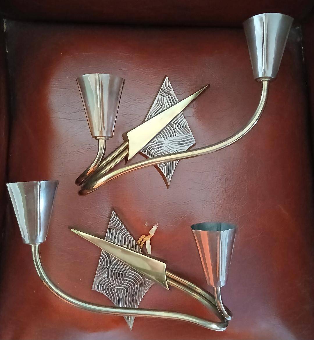 Splendid pair of bronze wall sconces by Jules Leleu? Art Deco.