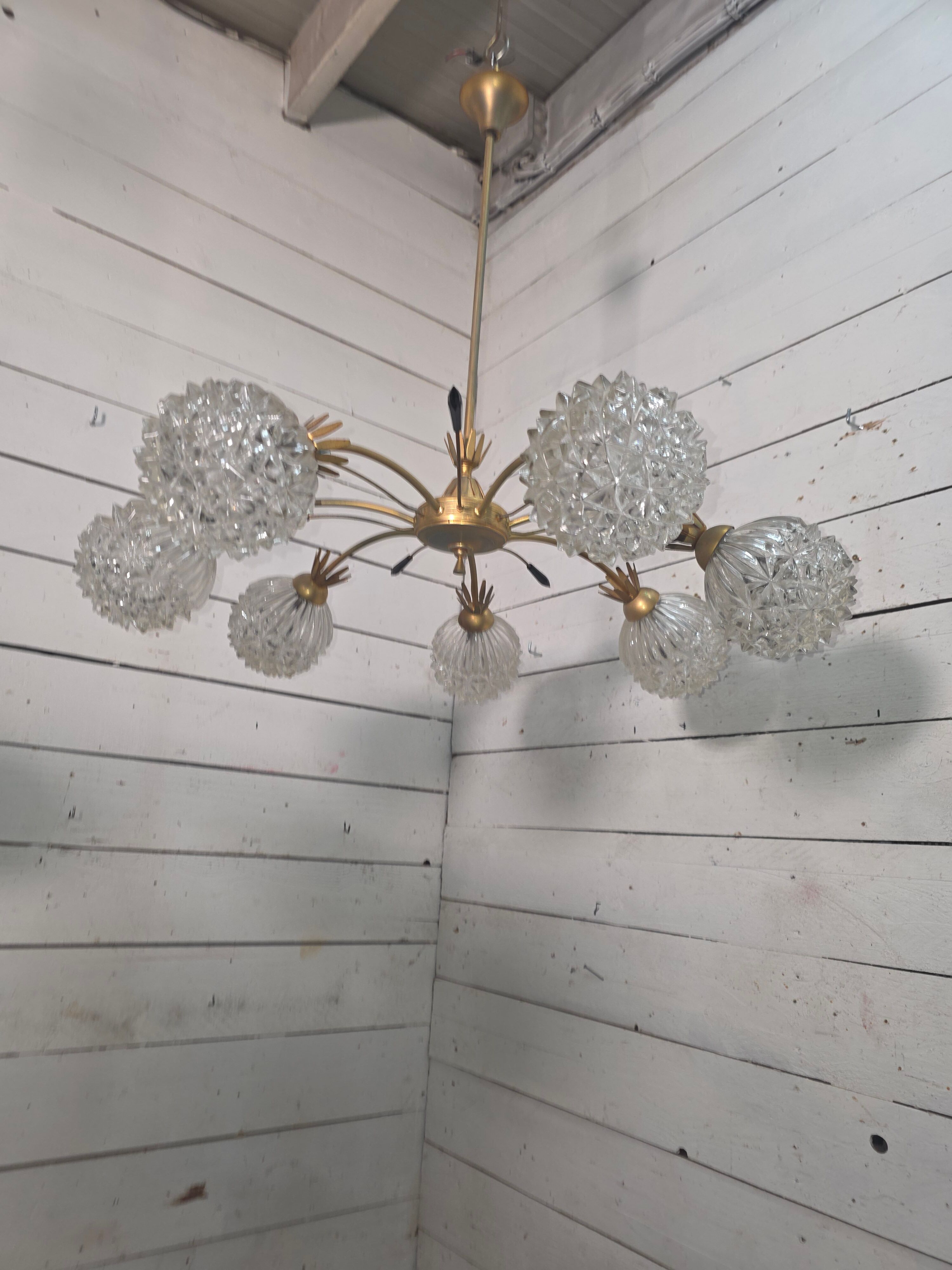 Vintage chandelier with 7 lights from the 60s/70s.