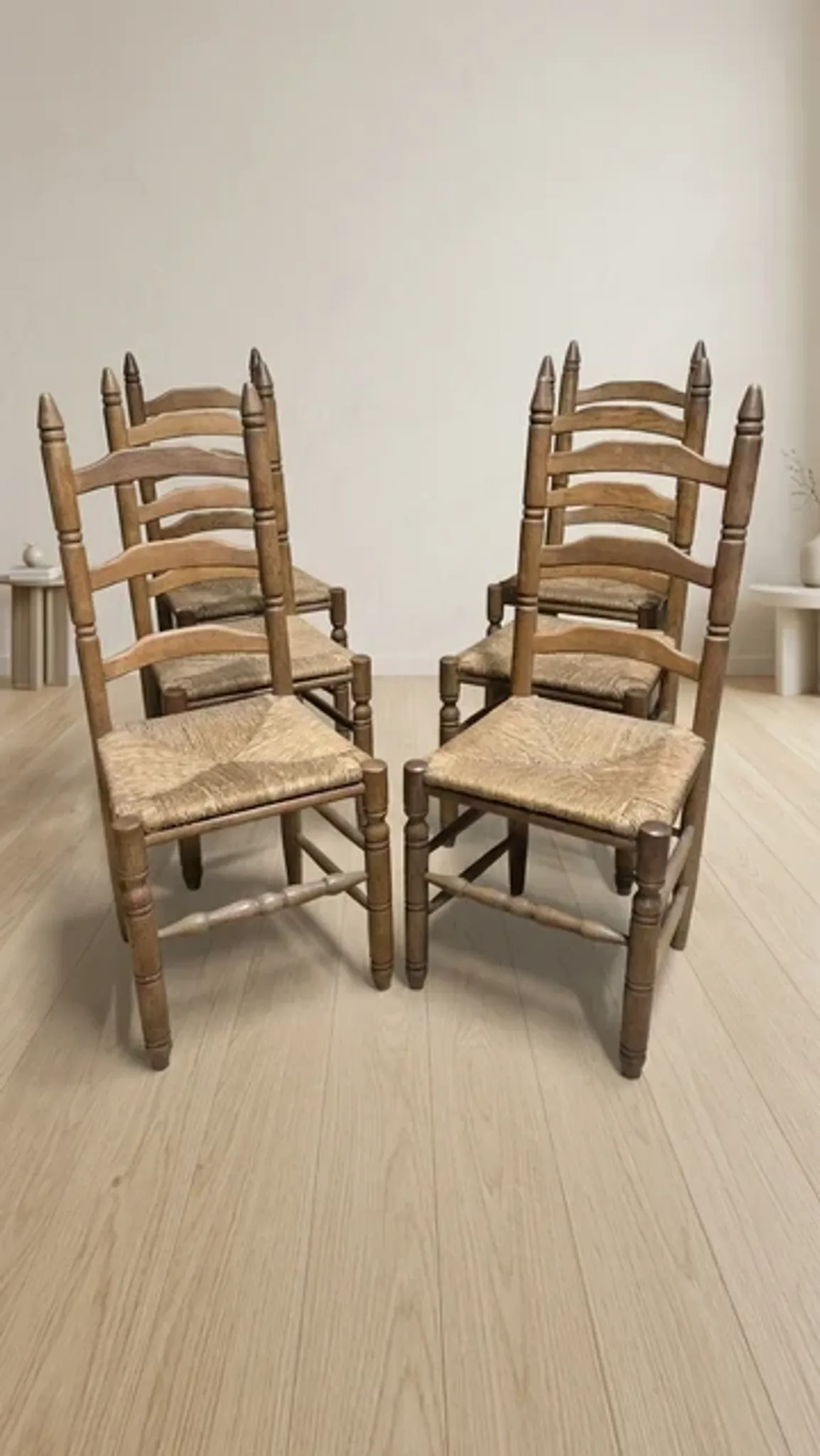 Set of 6 vintage wooden ladder-back dining chairs with woven seats, 20th century, 105 × 38 cm
