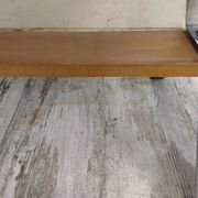 Table basse années 70 à décor de chevaux