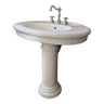 Retro pedestal sink