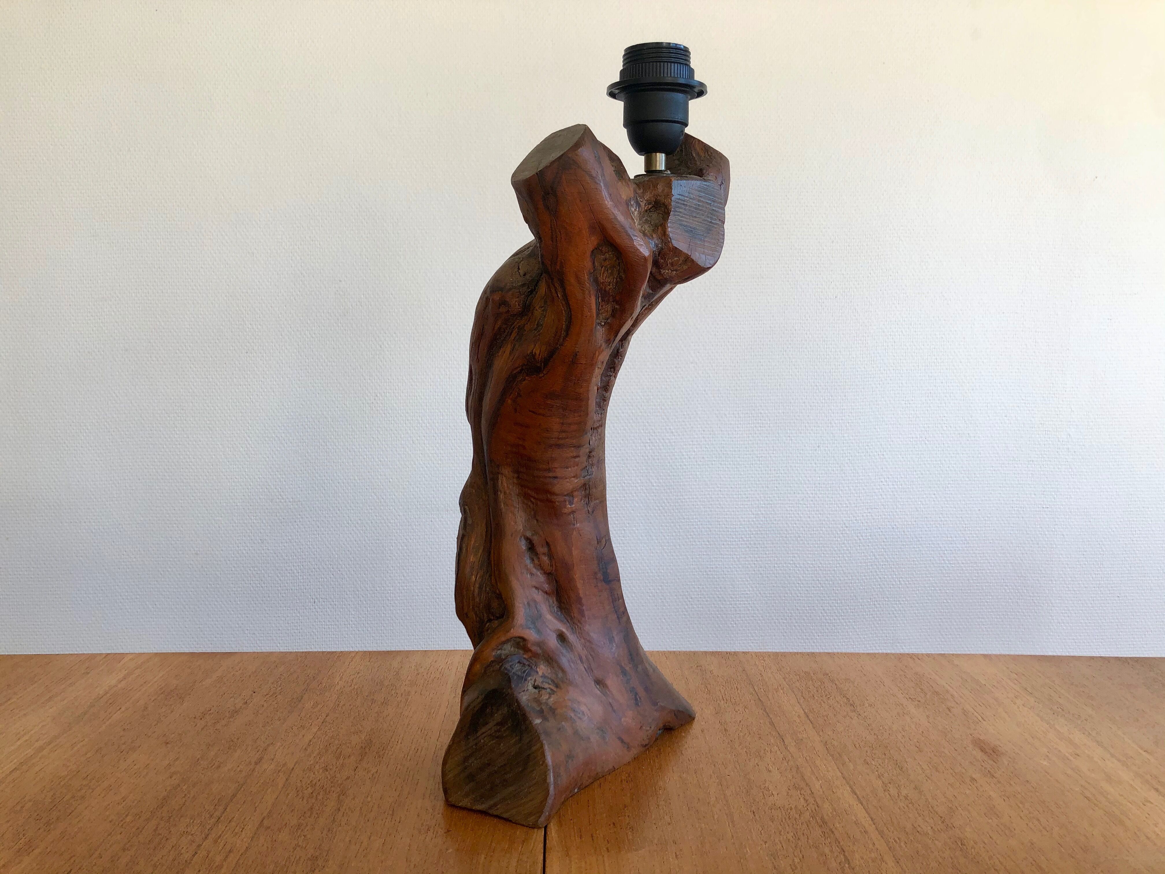 Anthropomorphic wooden lamp foot