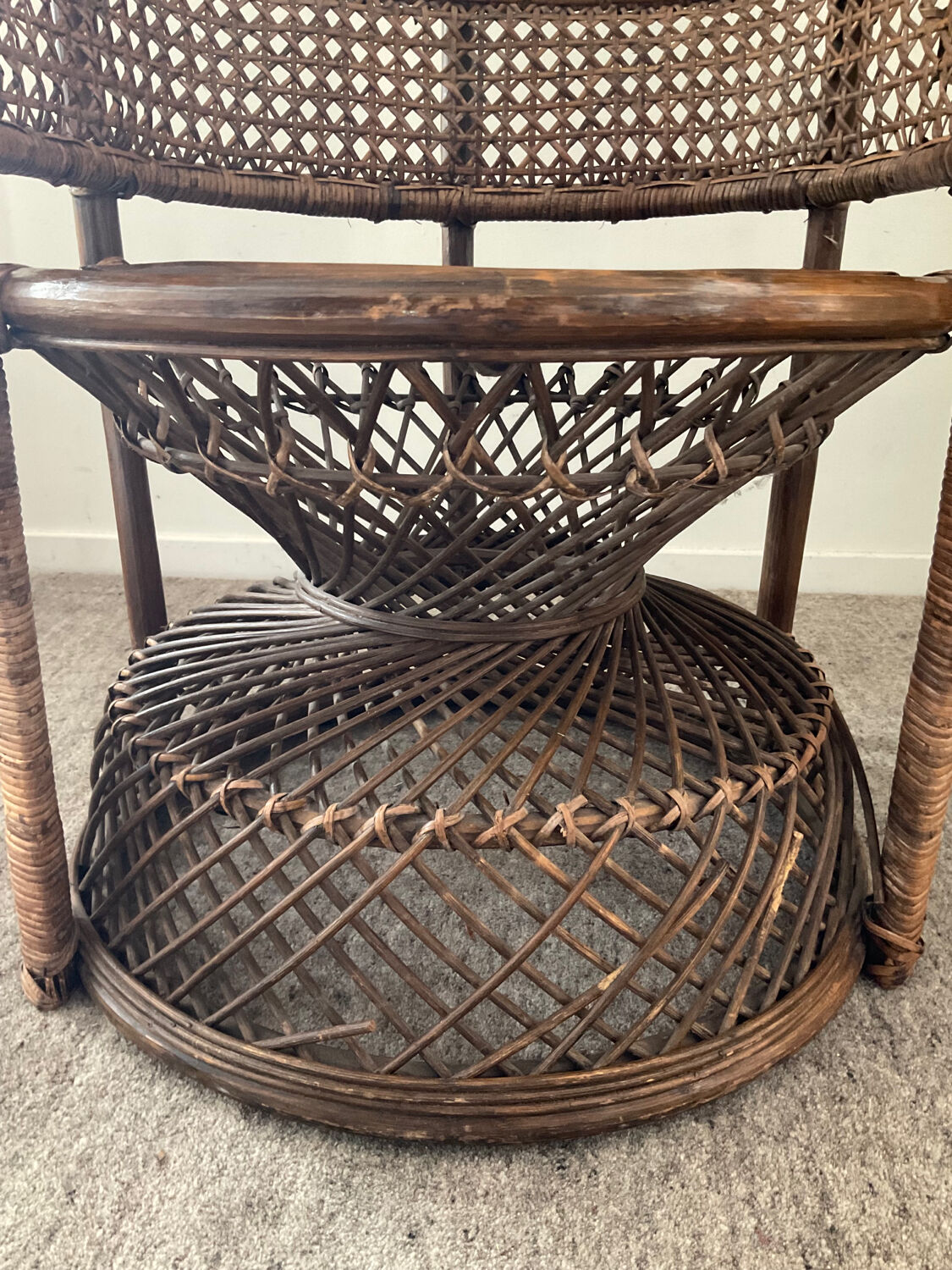 Fauteuil Paon Emmanuelle des années 60