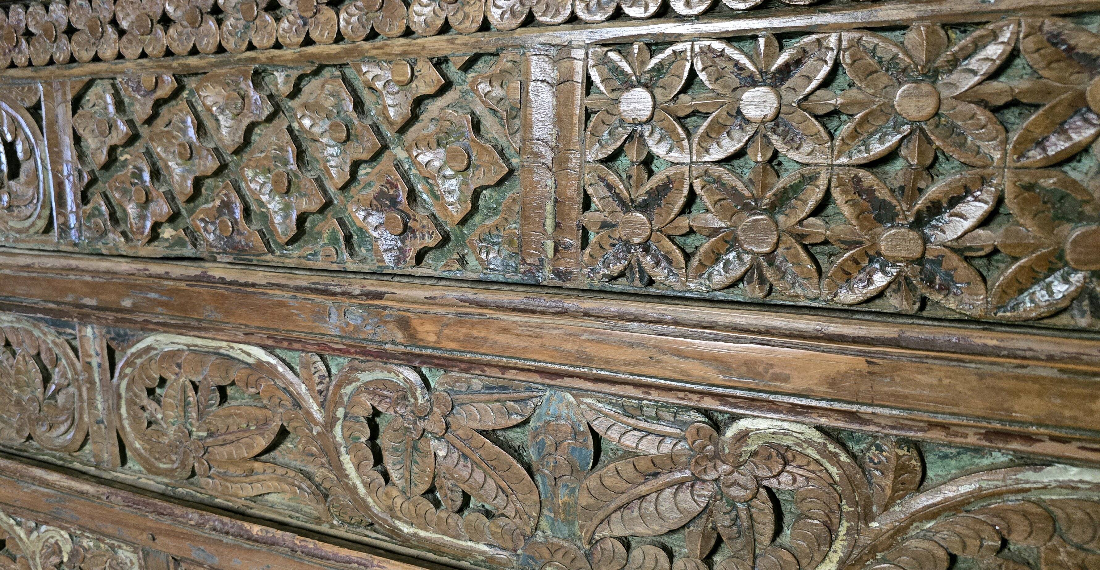 Large mirror - Indian carved wooden headboard