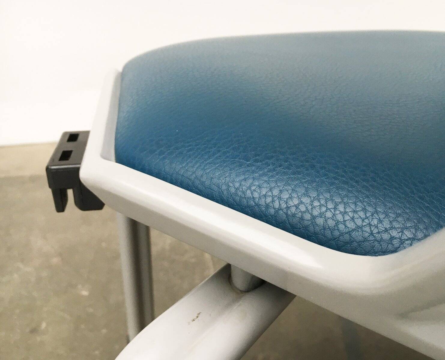 Stackable vintage leather dining chairs from the German space age by Fröscher, 1970s, set of 2.