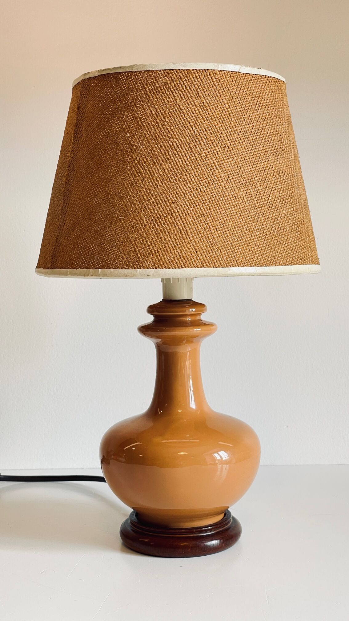 Ceramic lamp wood and vintage jute