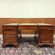Bureau partenaire en acajou anglais classique