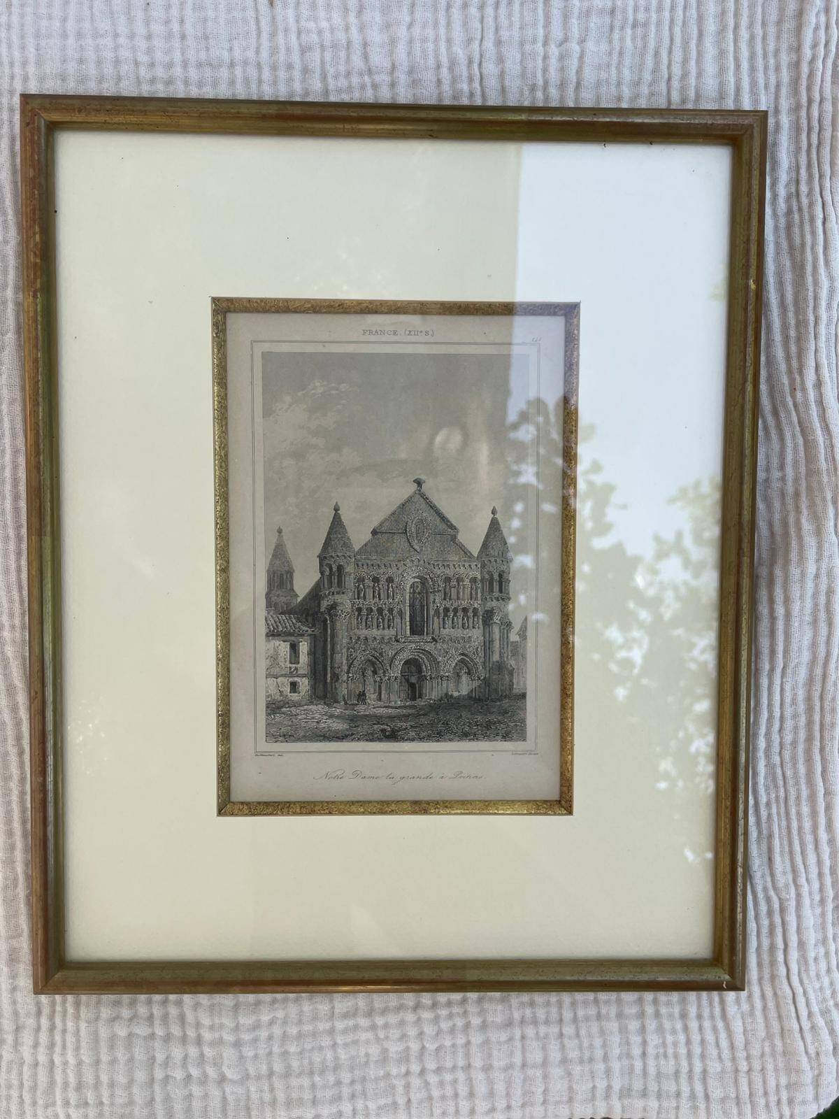 Vintage Wall Decor – Notre Dame, Gold Accents