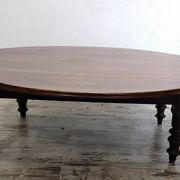 Table basse ovale en bois