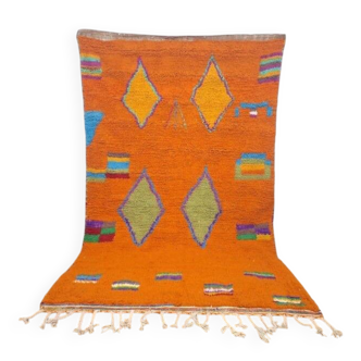 Handmade traditional Beni Ourain Berber rug, size 150 x 250 cm.