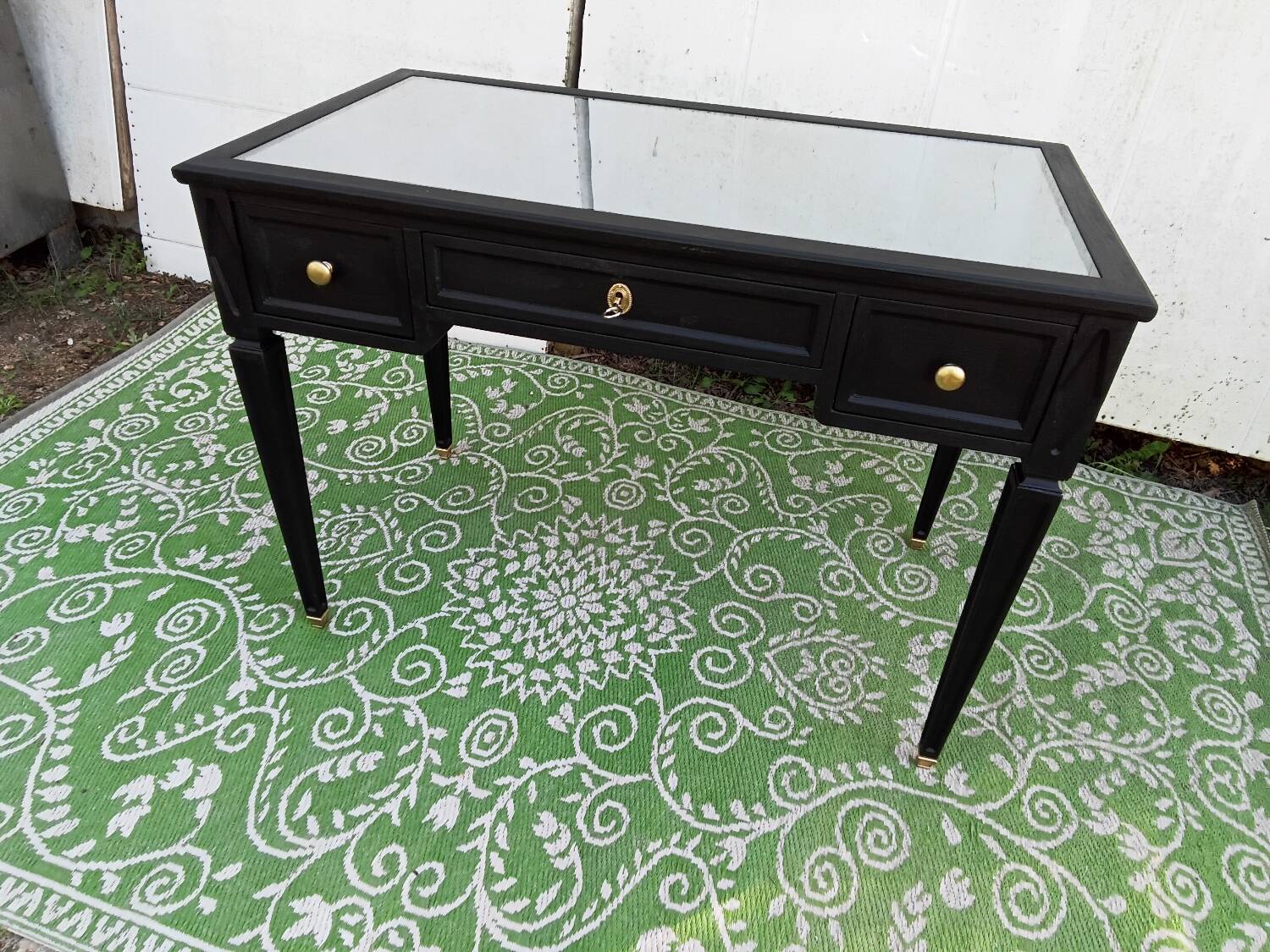 Black desk