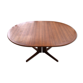 Oval teak table Scandinavian style 2 extensions 60s