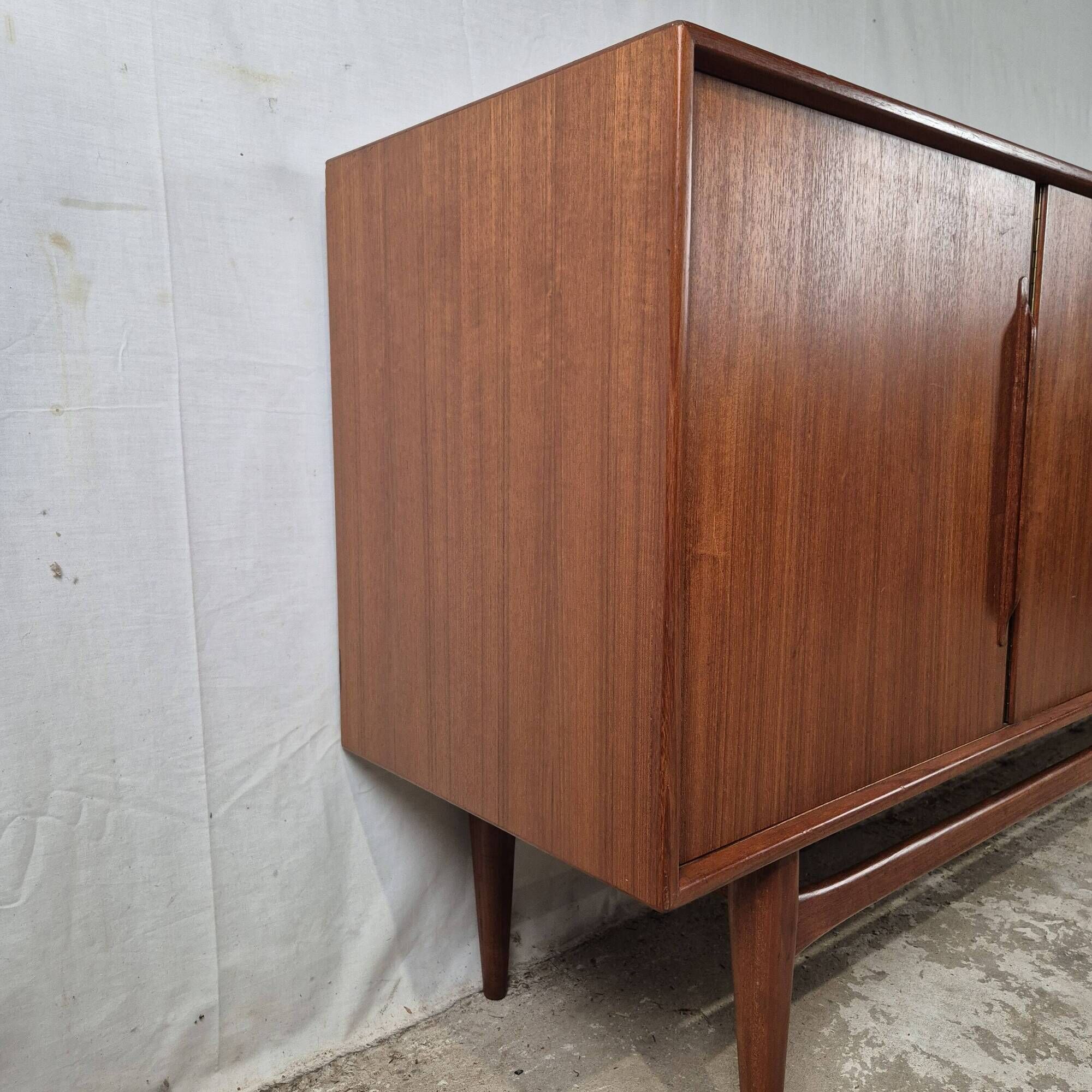 Heinrich Riestenpatt German design vintage sideboard from the 60s