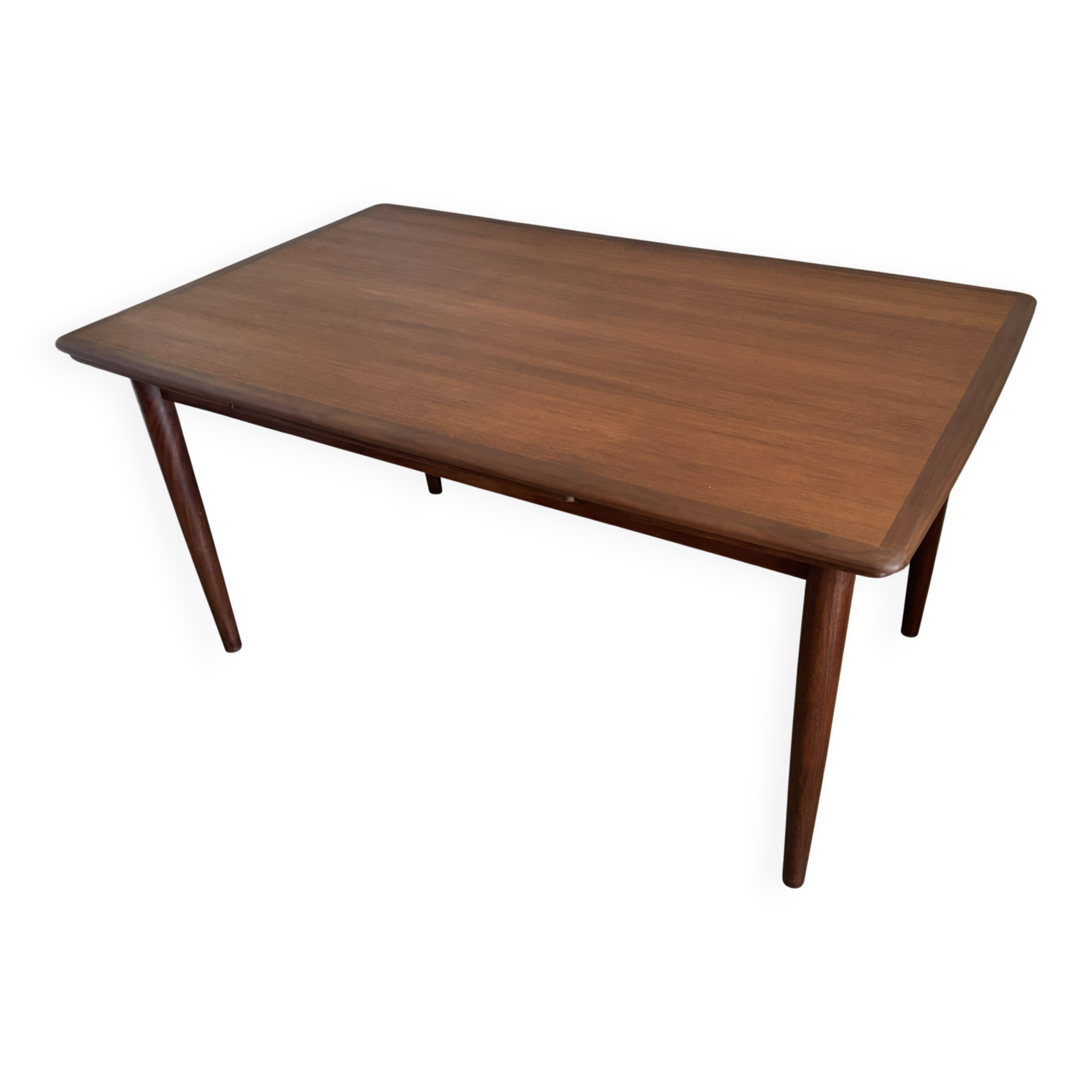 Extendable teak table in Scandinavian/Danish style, Ligne Roset, 1960s.