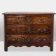 Parisian chest of drawers with 5 drawers, made of solid walnut, from the Louis XIV period.