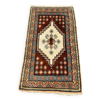 Tapis tunisien fait main