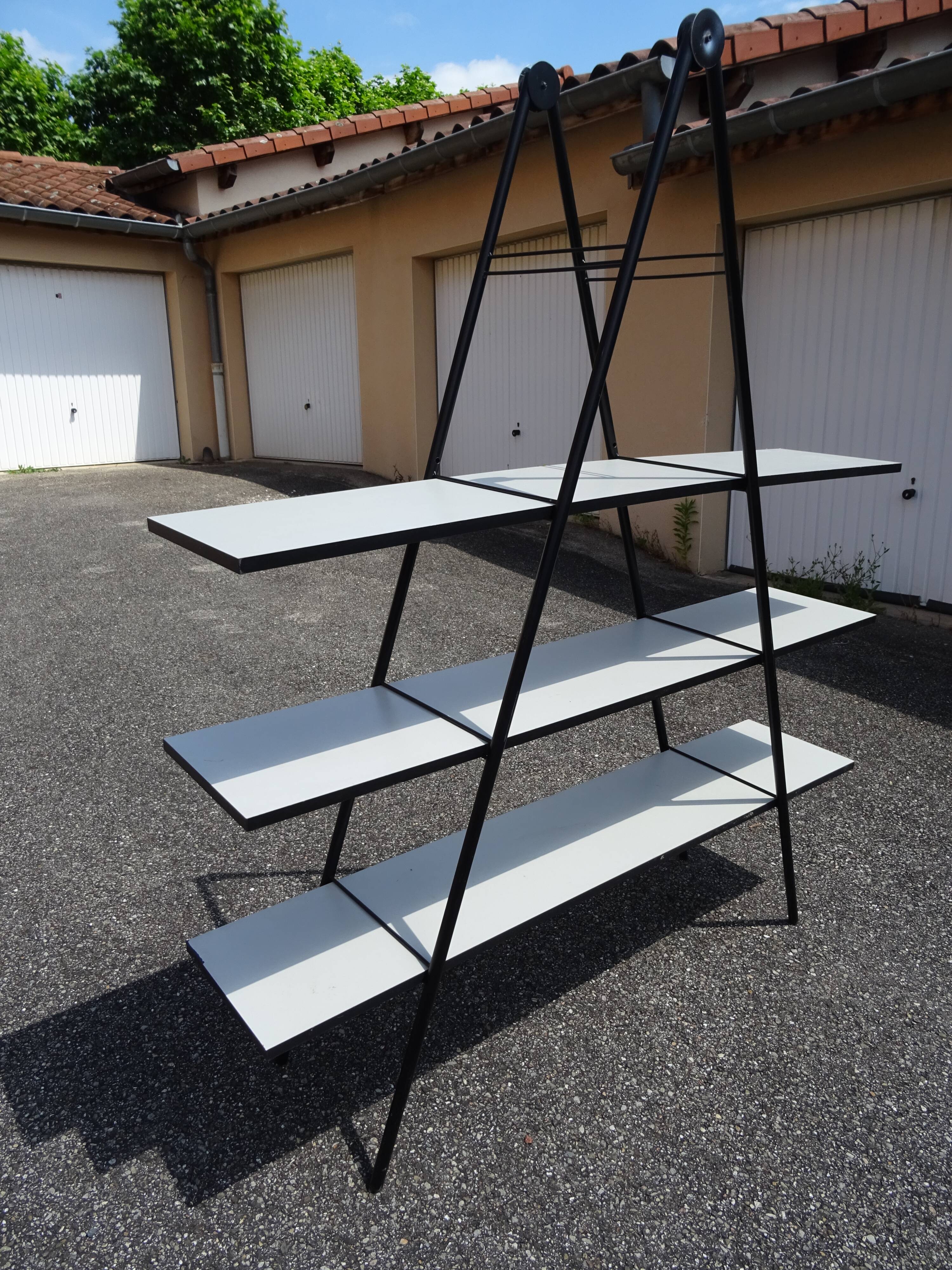 Etagère bibliothèque pyramide compas design années 80 vintage