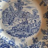 Vintage campaign scene plate