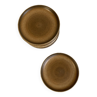 10 assiettes à dessert, Longchamp, 1970 , brune