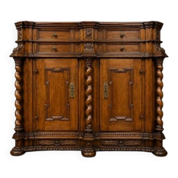 Buffet d’appui Alsacien en bois massif teinté, datant du XVIIe
