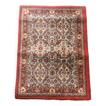 Mechanical rug