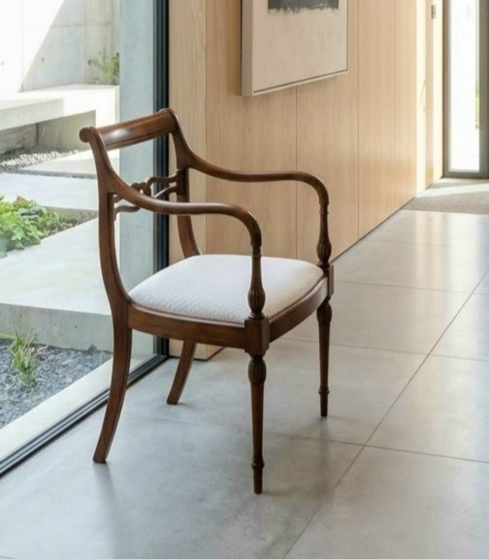 Directoire style armchair in solid wood – Openwork back/rest and sabre legs