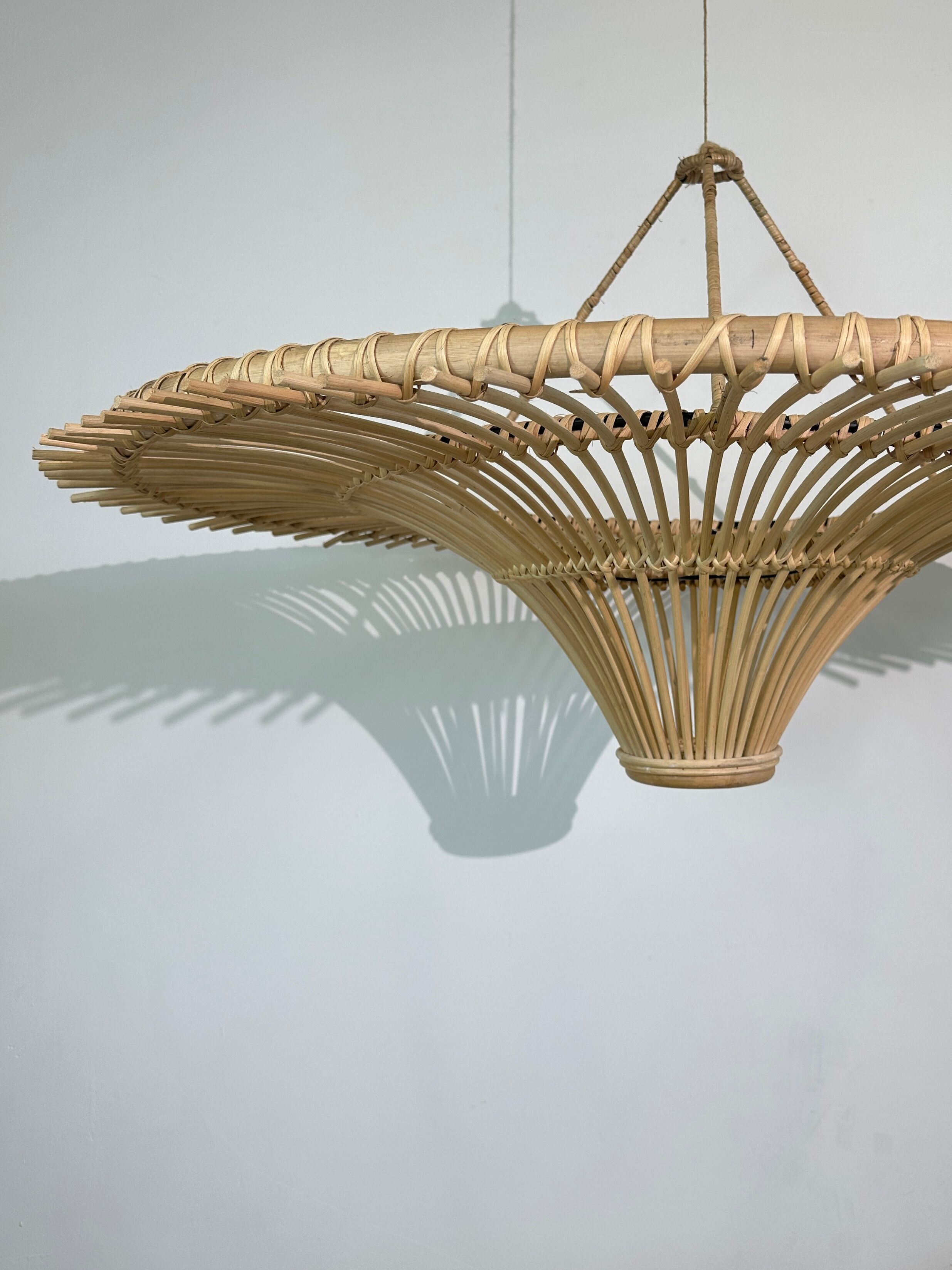 Suspension rattan saucer iron frame D:120 H:60